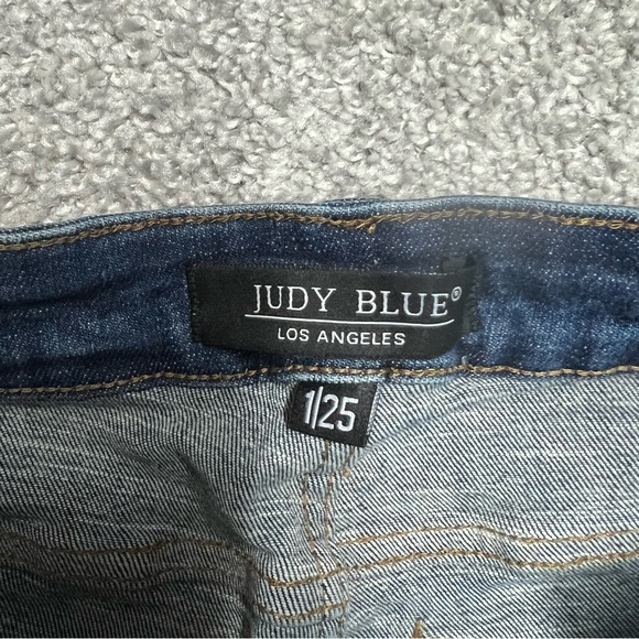 Judy Blue Jeans Womens 1/25 Blue Dark Wash Relaxed Fit Distressed Denim JB88304 - Picture 6 of 8